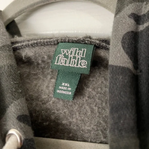 Wild Fable Camo Cropped Sweatshirt - Picture 6 of 6